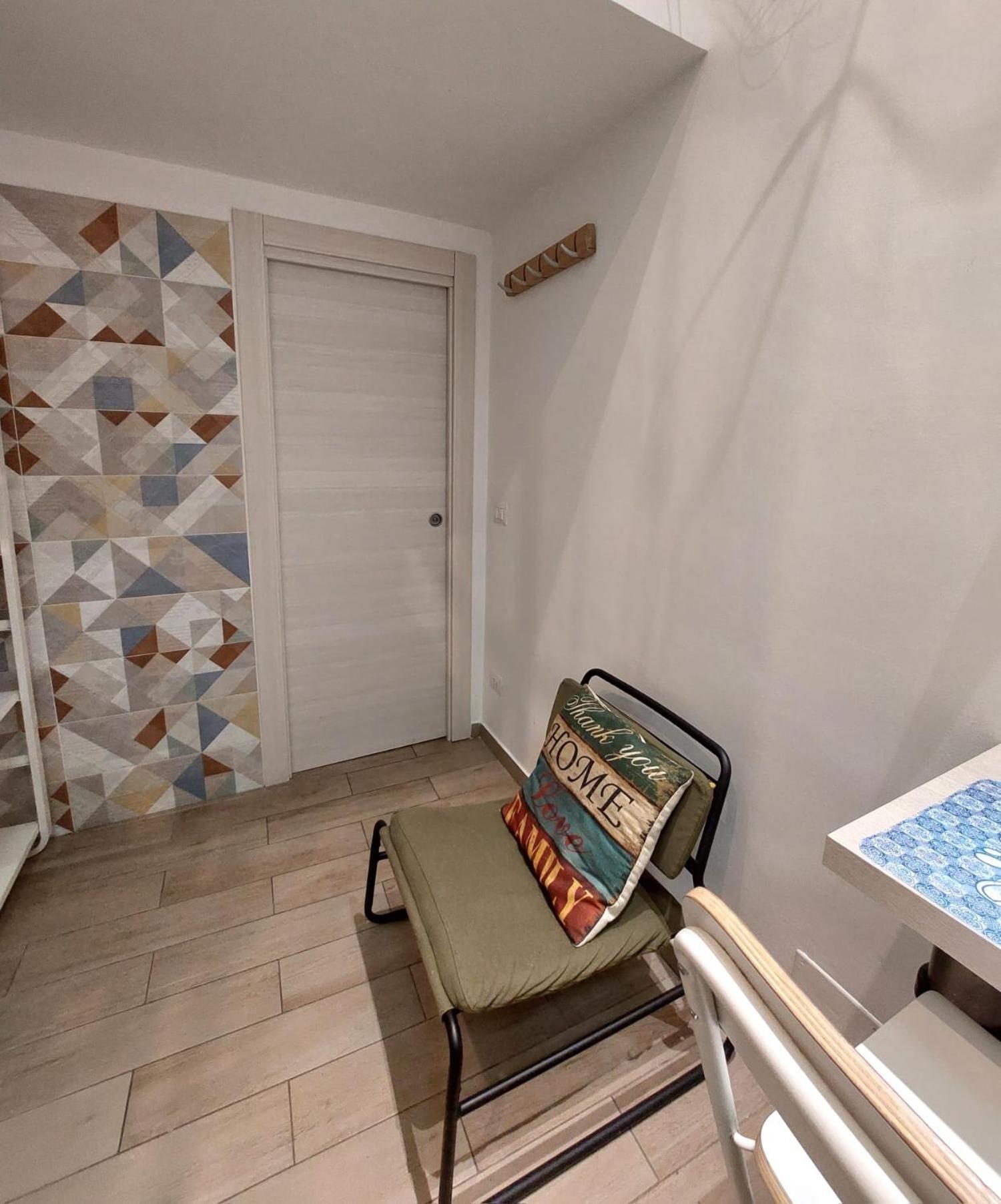 Wonders House Apartment Наполи Екстериор снимка